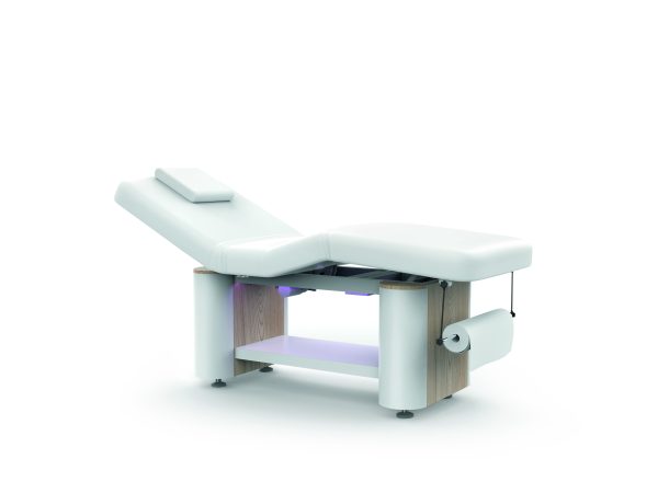 BALTIC WOOD SPA
Lettino elettrico 3 motori
e funzione cromoterapia
Electric massage 3-motor